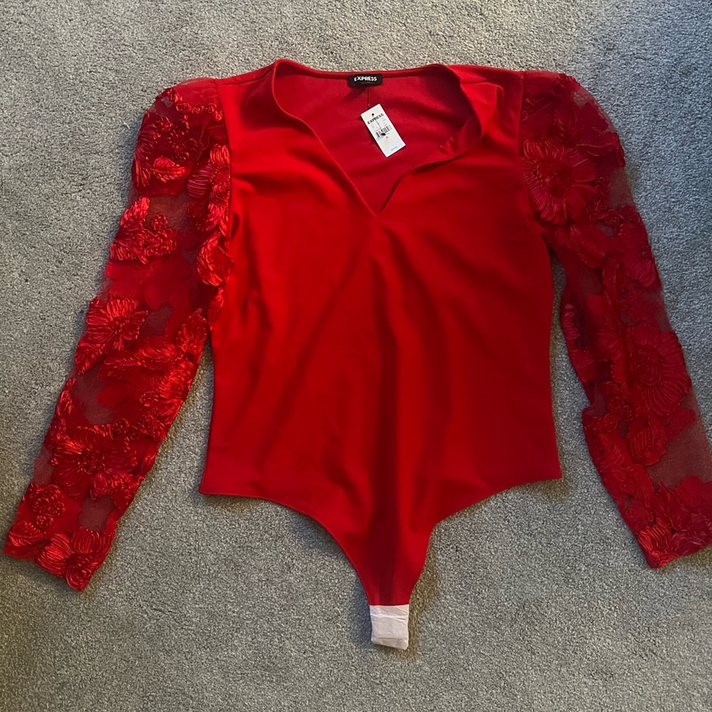 NWT Express Floral long sleeved bodysuit XL